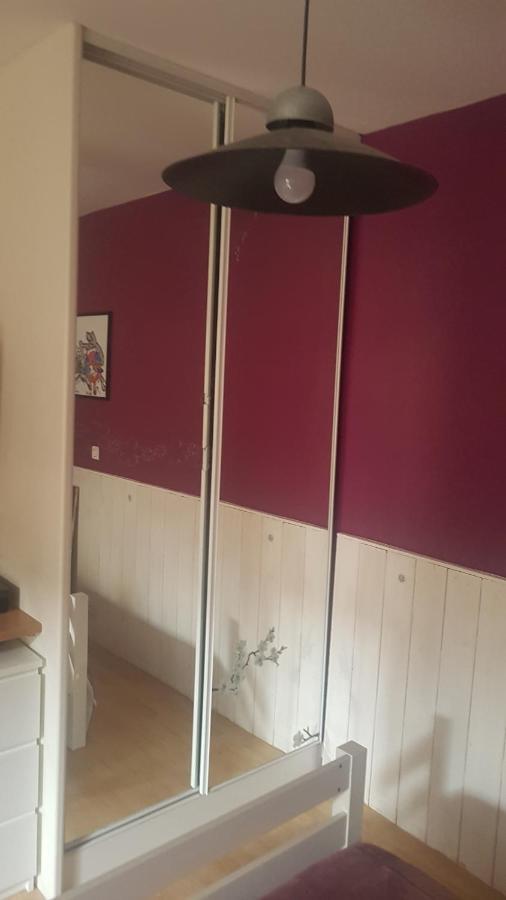 Appartement Studio Climatisé Corps Saints *