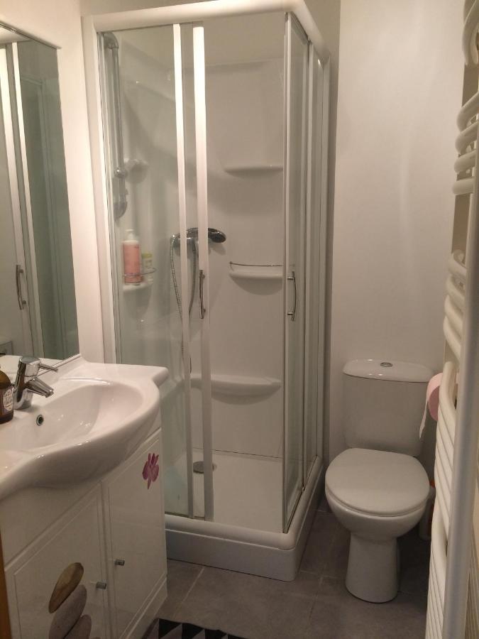Studio Climatisé Corps Saints Appartement *